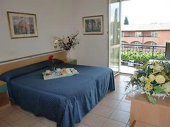 Miramar Hotel 3*