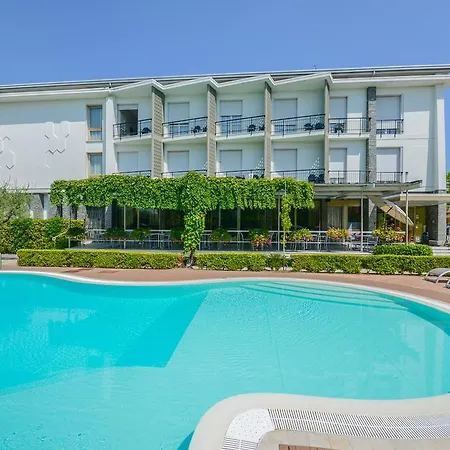 ミラマー シルミオーネ