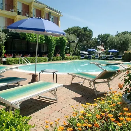 ホテル ミラマー