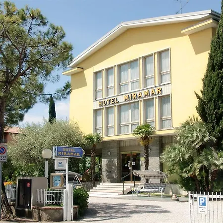 ミラマー シルミオーネ