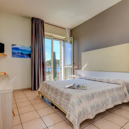 ミラマー ホテル 3*